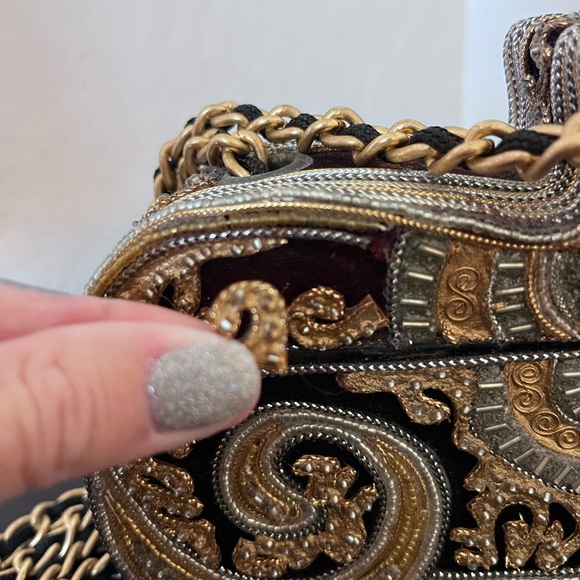 Vintage Mary Frances Cat Purse - Picture 4 of 10